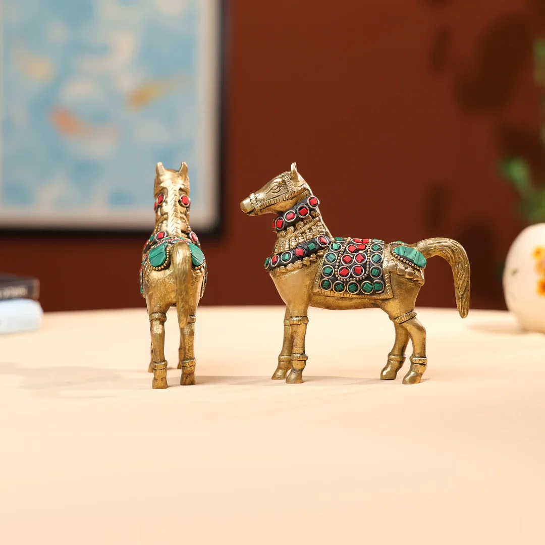 5" Brass Horse with Stonework - Image 4