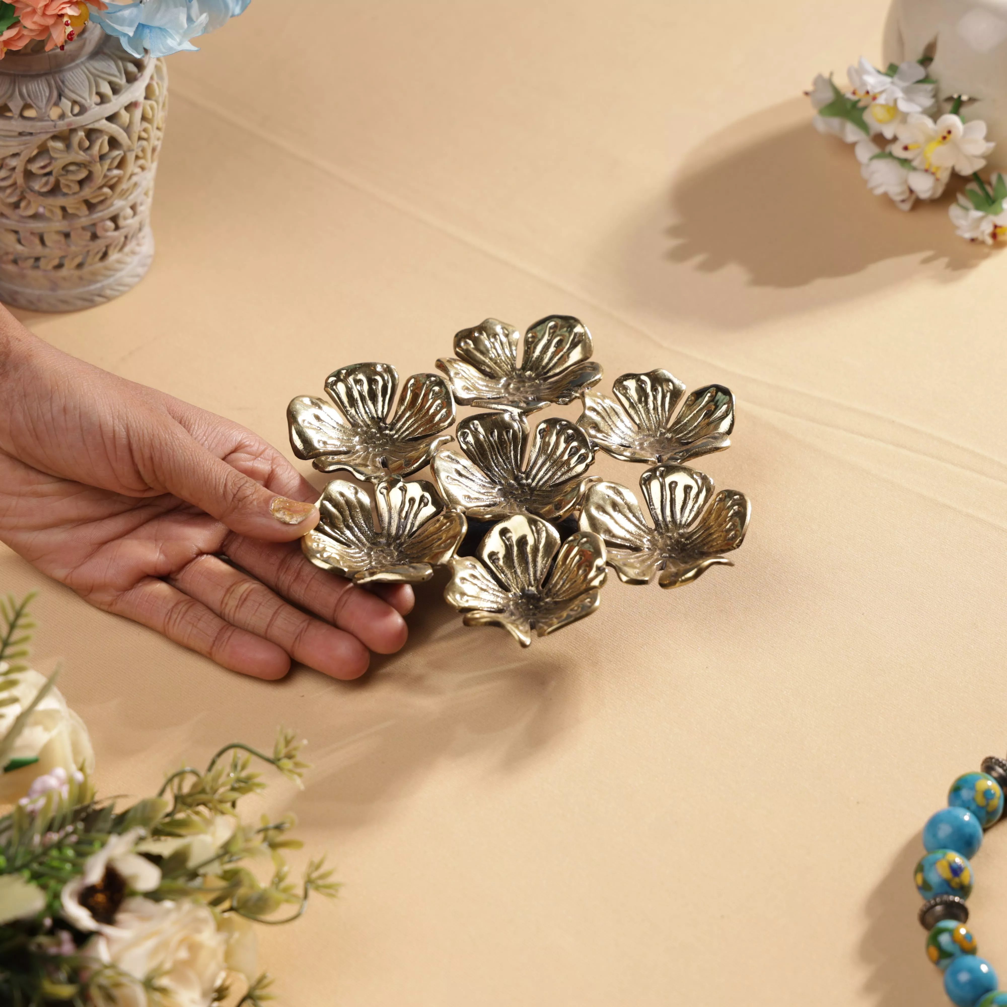 Antique FInish Brass Geranium FLower Bunch Table Decor - Image 5
