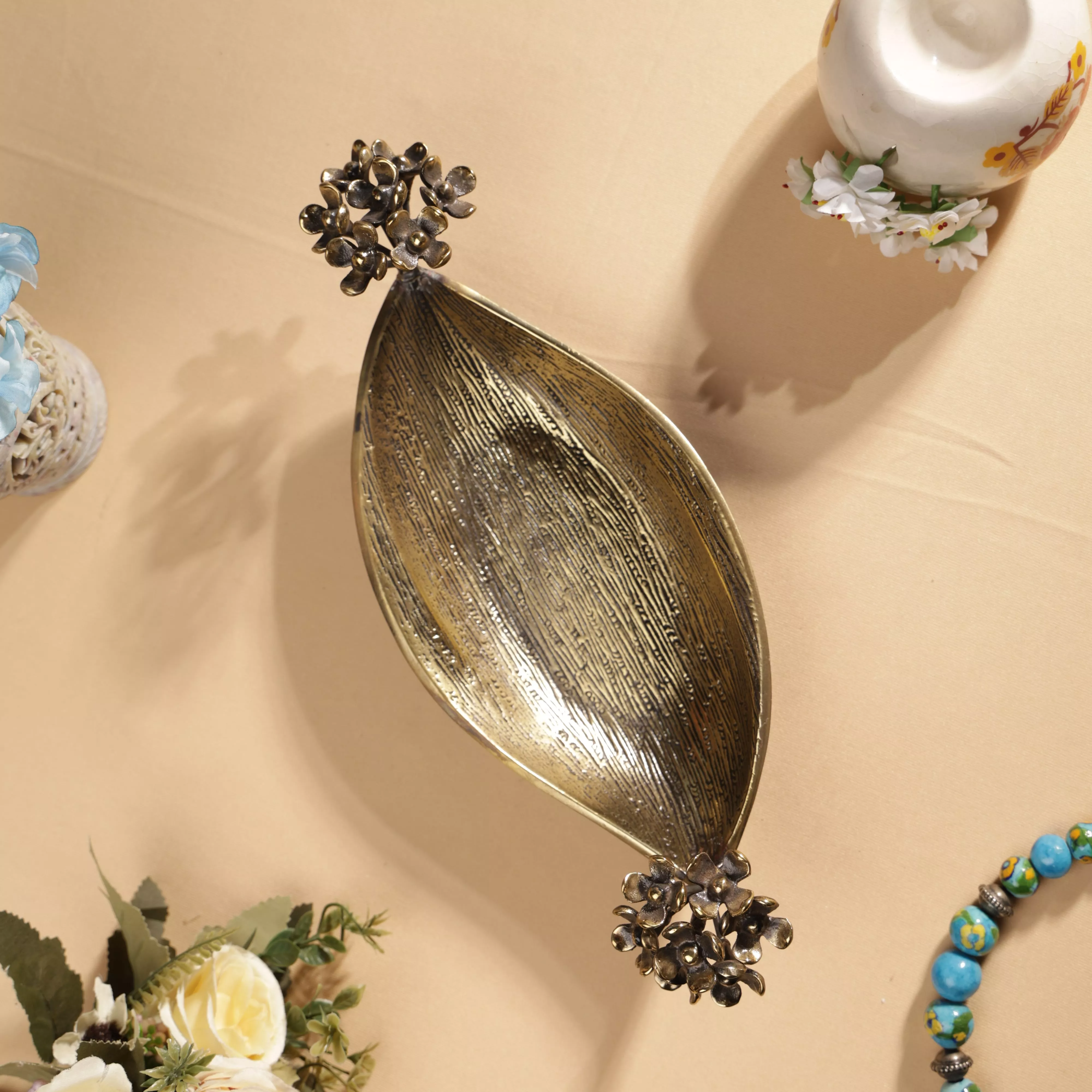 Antique Finish Brass Pulmeria Flower Edged Oval Platter - Image 3