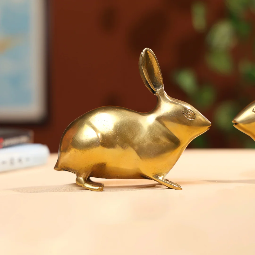 4.5" Brass Antique Rabbit - Image 3