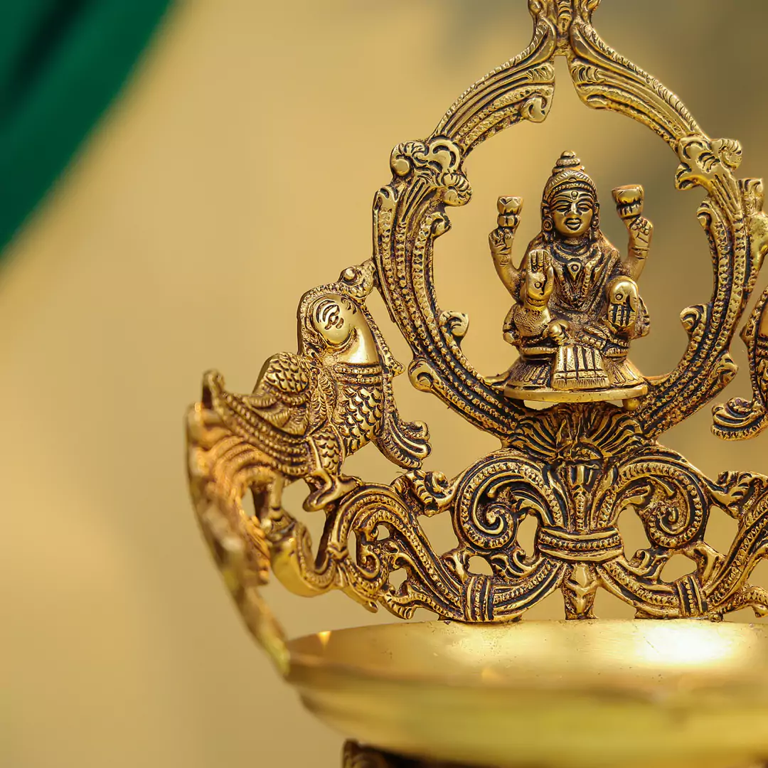 7" Brass Goddess Laxmi Diya - Large - Image 4