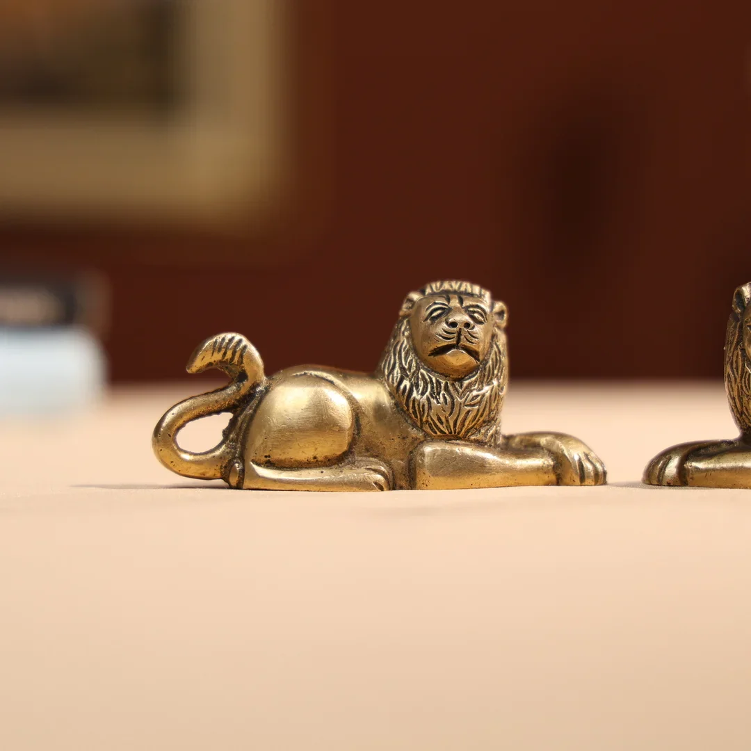 Brass Lion Seated Pair Small - Image 2