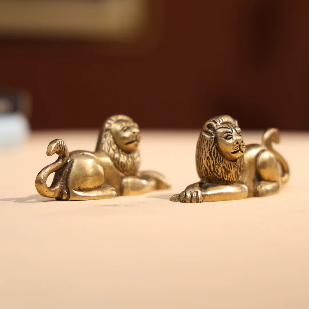 Brass Lion Seated Pair Small - Image 5