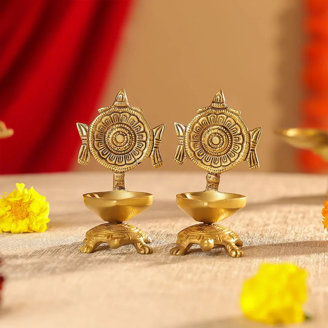 4.25" Brass Shankh And Chakra Diya On Tortoise Set - Image 3