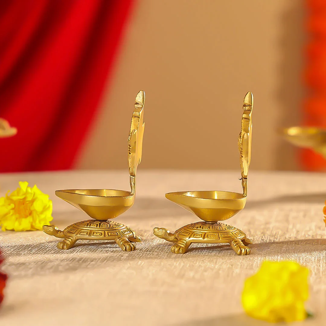 4.25" Brass Shankh And Chakra Diya On Tortoise Set - Image 5