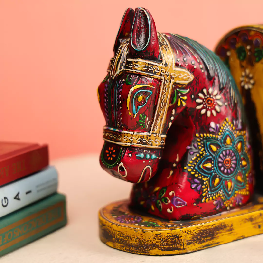 Colourful Wooden Horse Head Bookends - Image 3