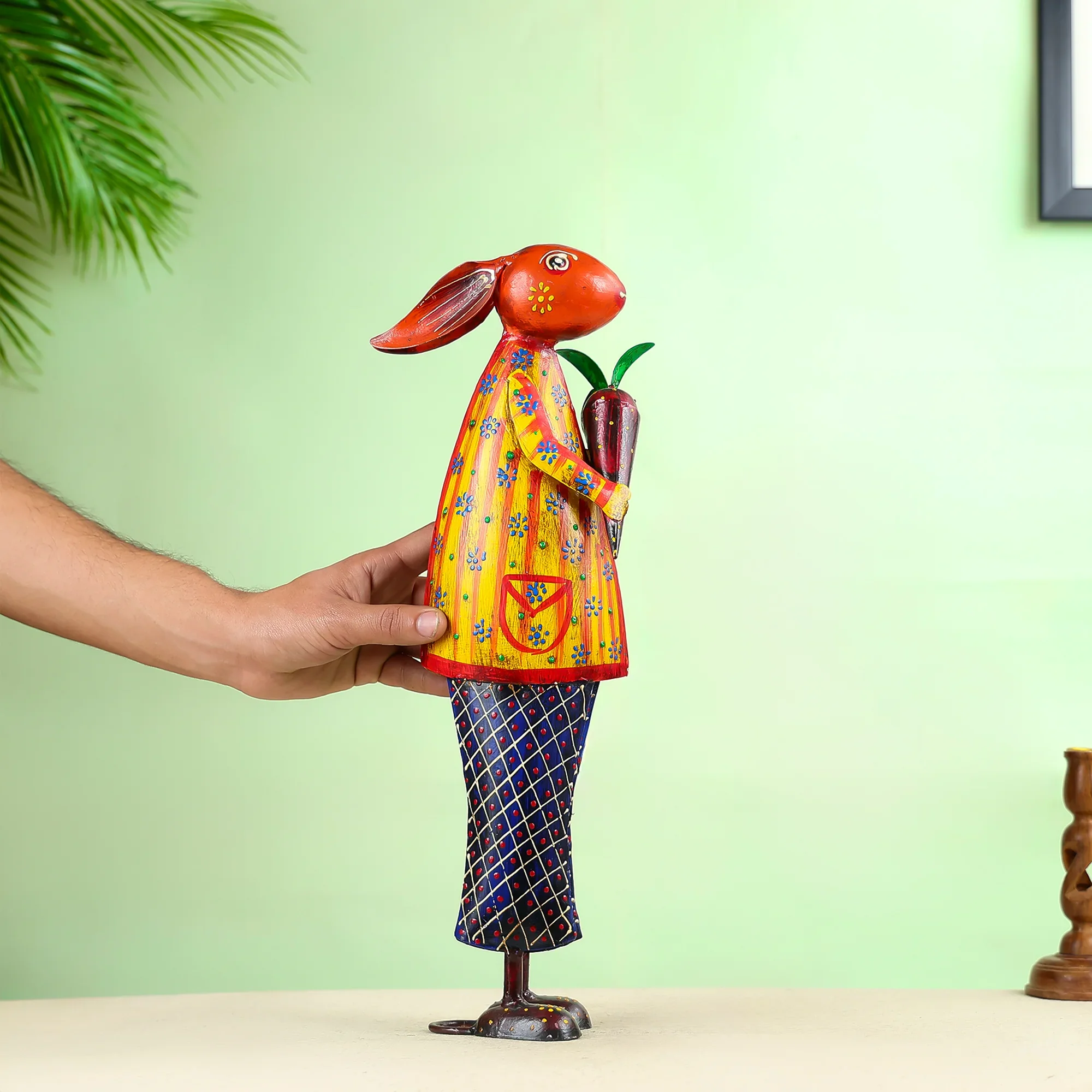 Hand-Painted Iron Crafted Rabbit Eating Carrot Table Decor - Image 3