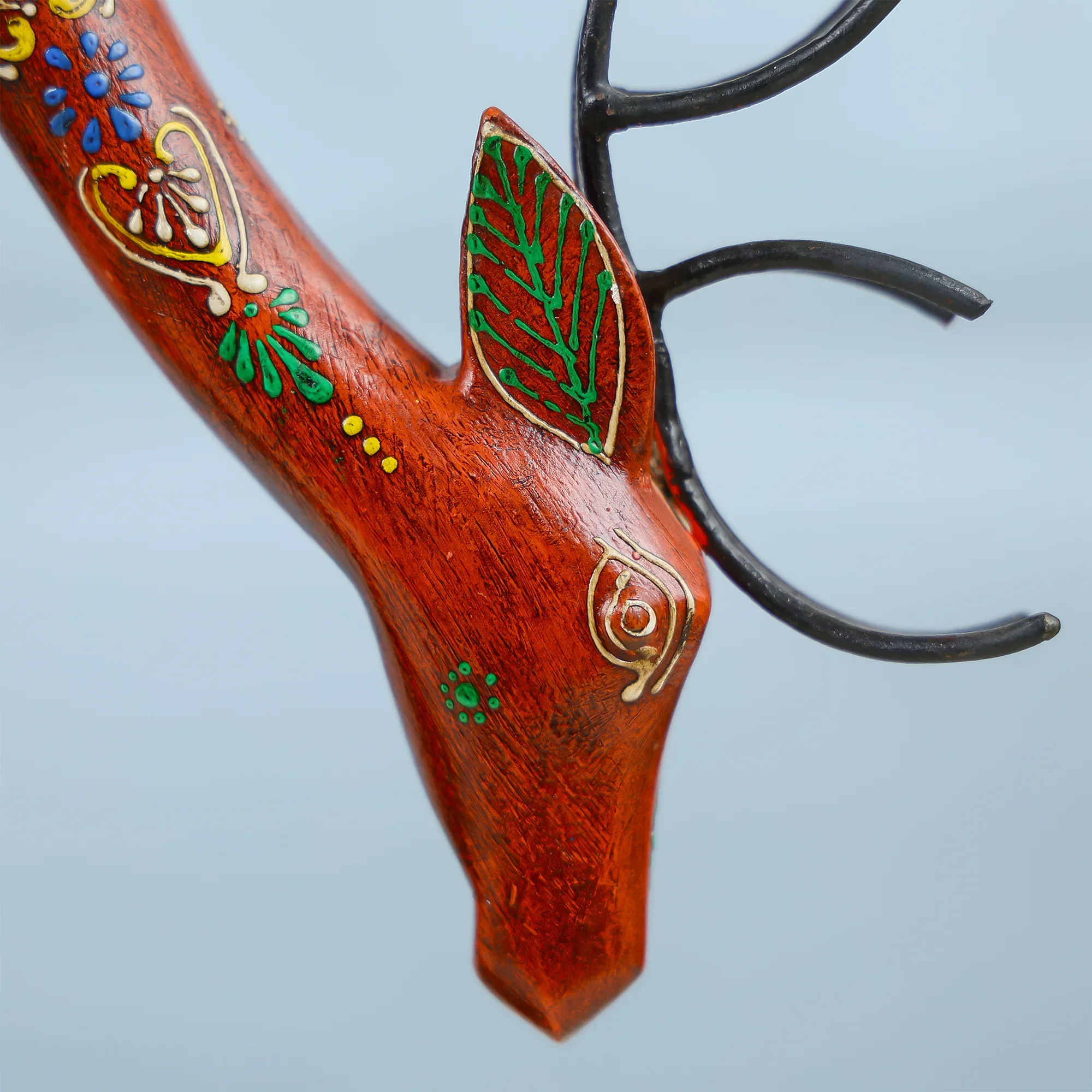 Hand Painted Wooden Carved Grazing Deer Table Decor - Image 4