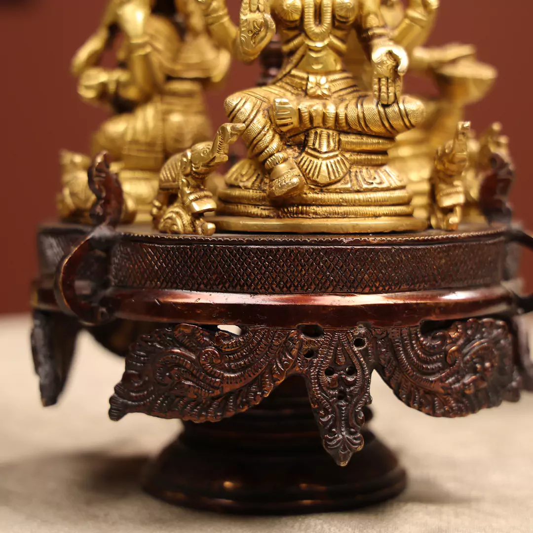 Revolving Three-Sided Idol Of Goddess Lakshmi, Goddess Saraswati And Lord Ganesh - Image 5