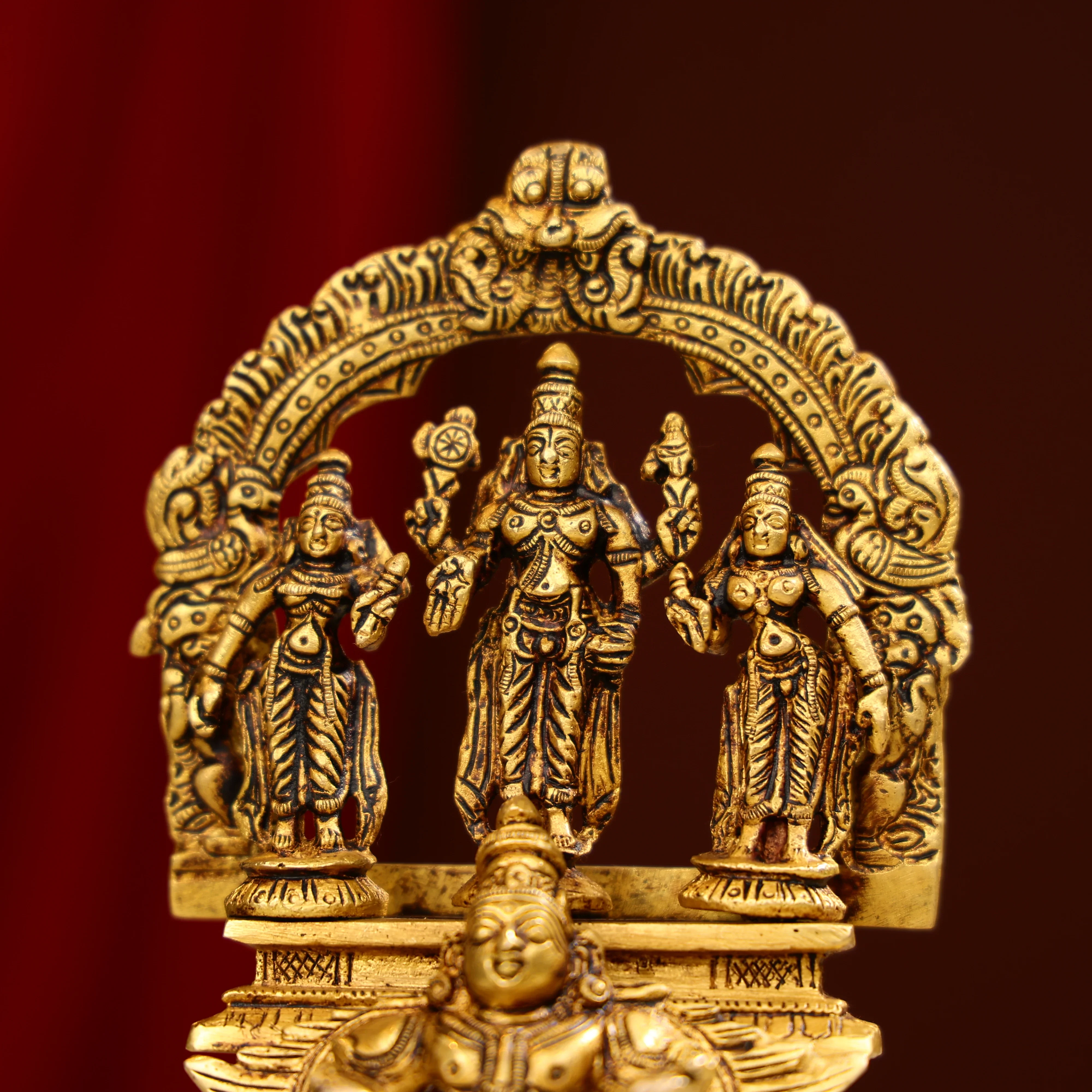7" Super Fine Brass Shri Maha Vishnu With Sridevi Bhudevi On Garuda Bhagwan Idol - Image 5