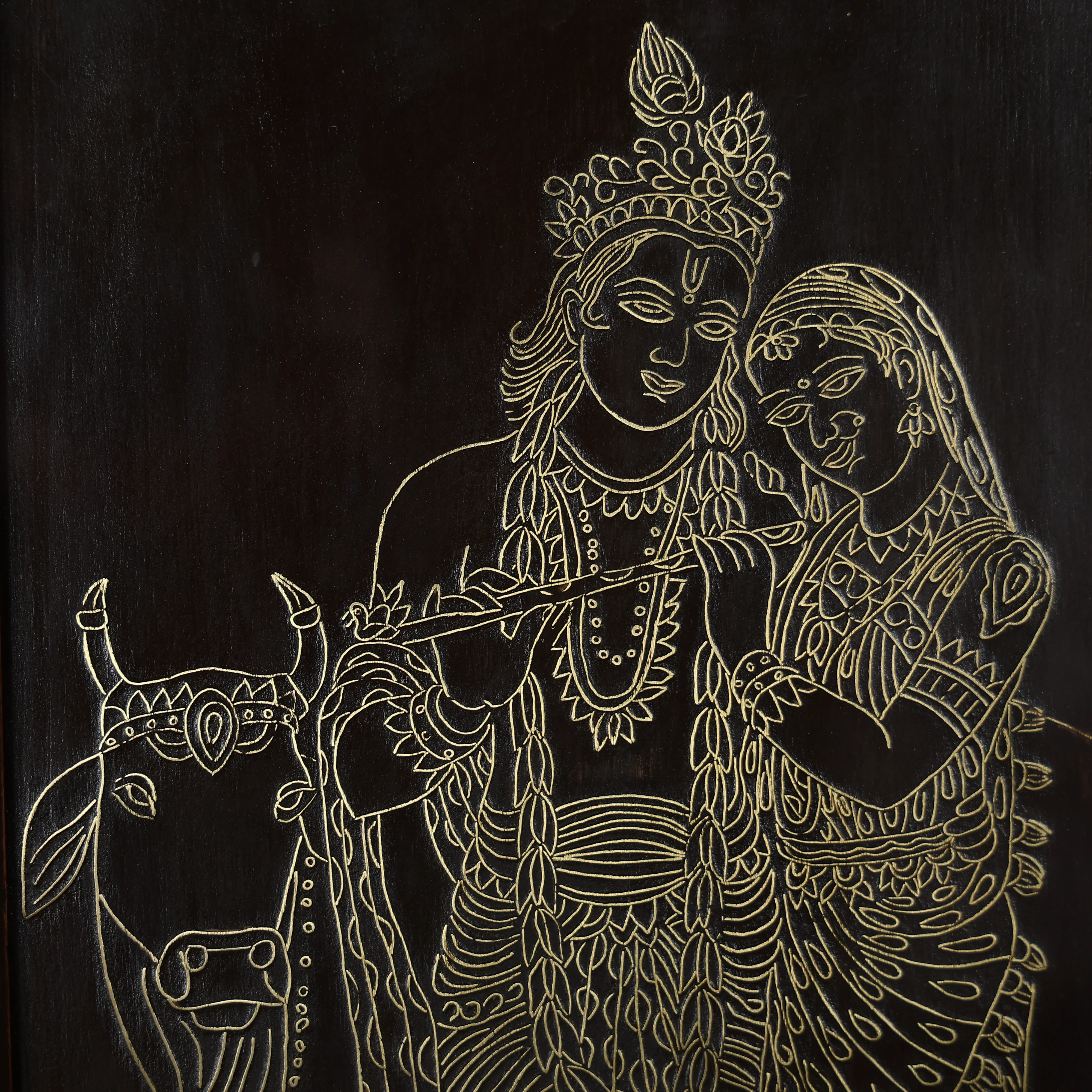 21" Tarkashi Crafted Lord Radha Krishna With Cow Background Wall Art - Image 3