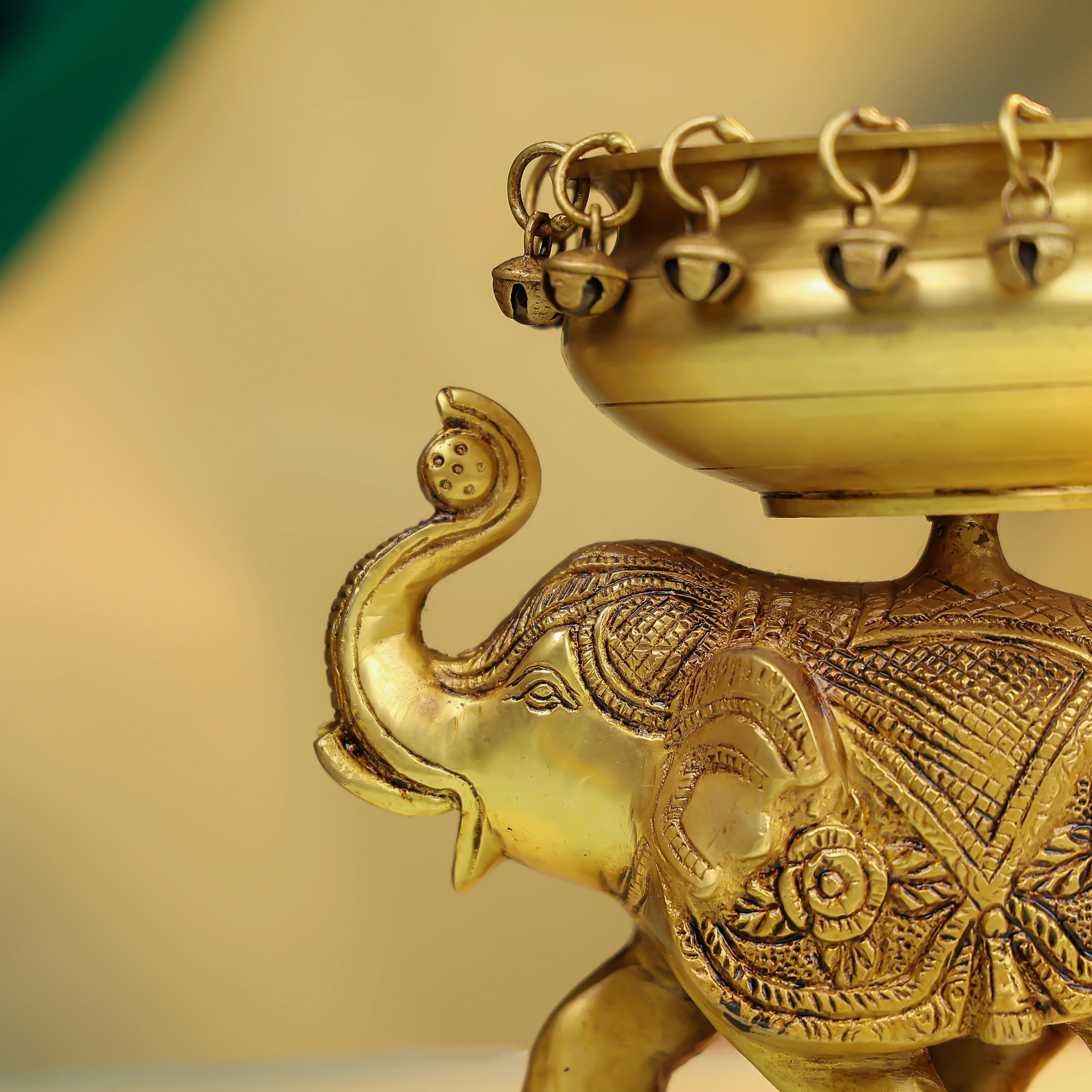 6" Brass Elephant Urli - Image 5